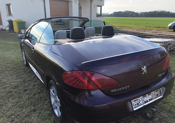 Peugeot 307 CC cena 8900 przebieg: 225250, rok produkcji 2004 z Leśnica małe 172